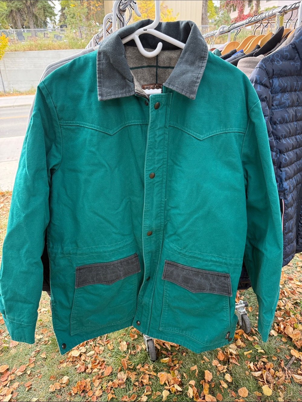 vintage walls Men's Teal Work Jacket with Contrast Collar